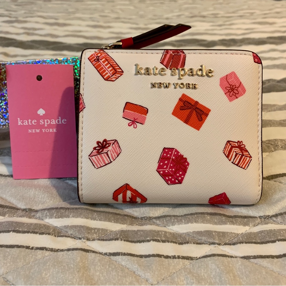 SOLD❗️Kate Spade Pink Multi L-Zip Bifold Wallet - Picture 1 of 11